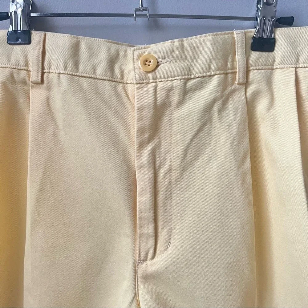 Lands' End Shorts Men's 35 Yellow Pleated 100% Cotton Golf NWOT Preppy Chino